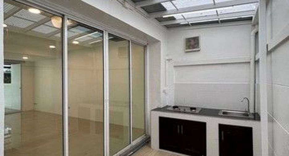 For rent 2 bedrooms office in Bueng Kum, Bangkok