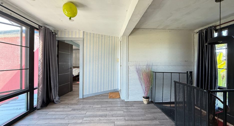 For sale 3 bedrooms house in Ban Thi, Lamphun