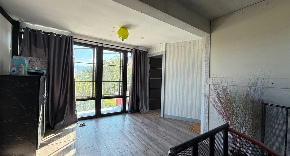 For sale 3 bedrooms house in Ban Thi, Lamphun