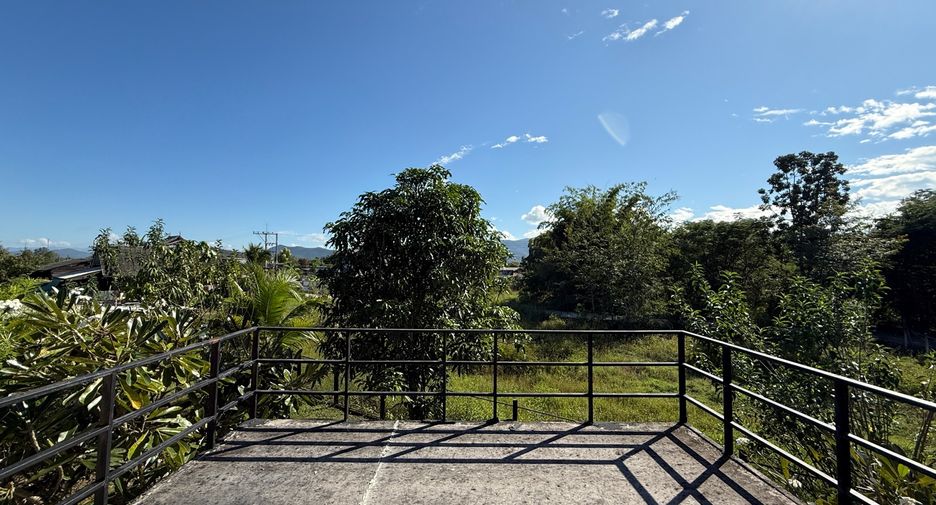 For sale 3 bedrooms house in Ban Thi, Lamphun