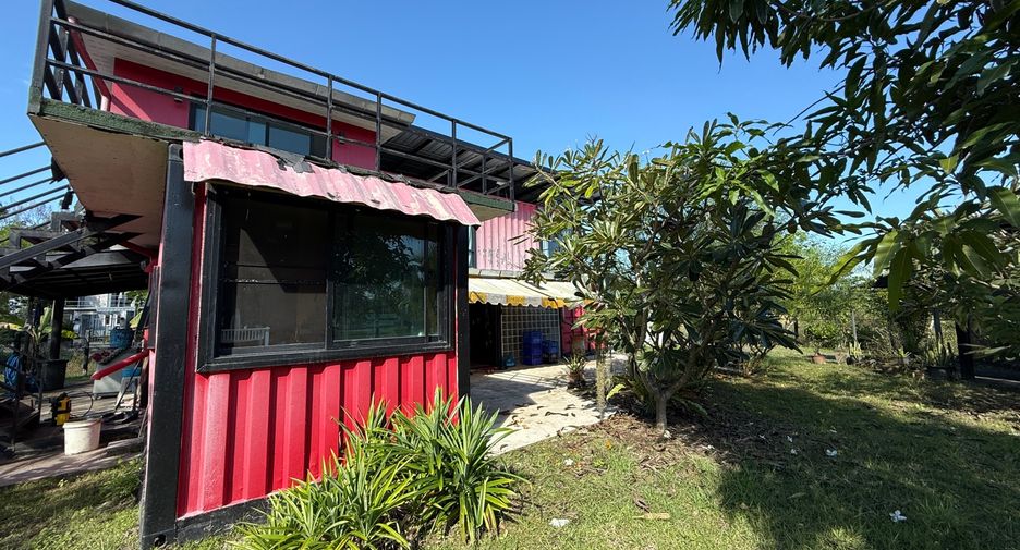 For sale 3 bedrooms house in Ban Thi, Lamphun