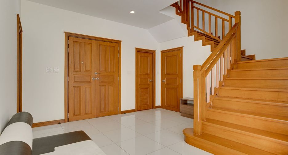 For rent 4 bedrooms villa in Thalang, Phuket