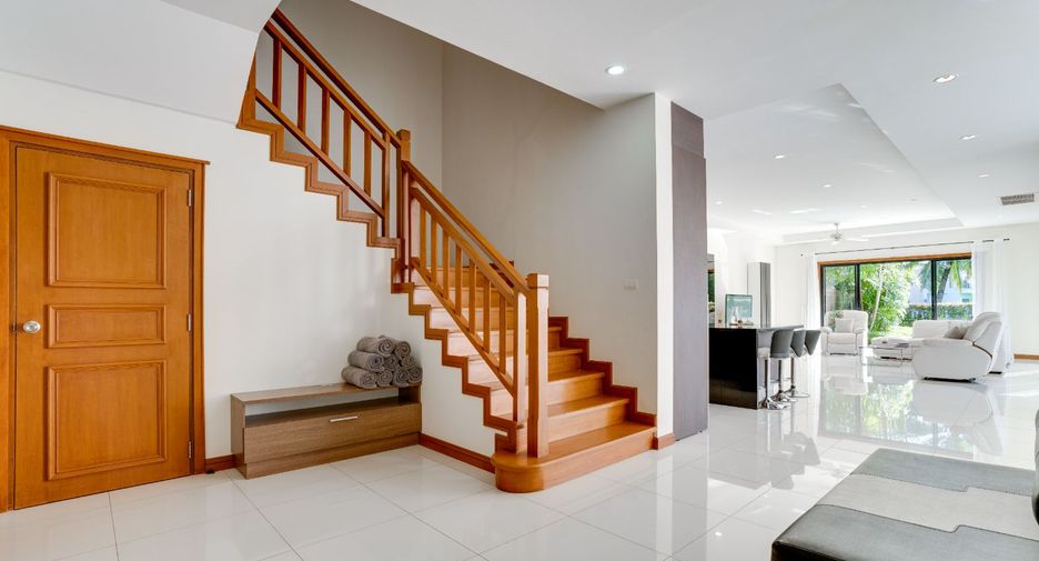 For rent 4 bedrooms villa in Thalang, Phuket
