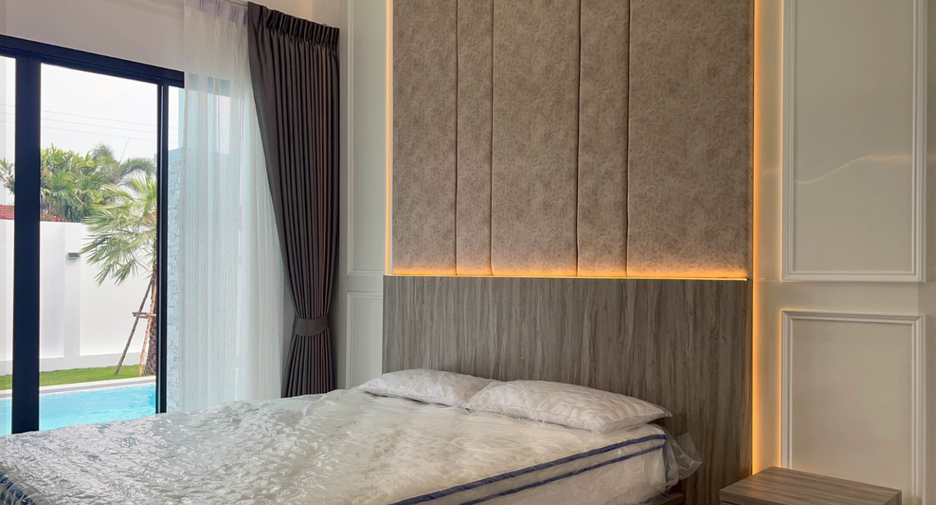 For sale 3 bedrooms villa in Bang Lamung, Chonburi