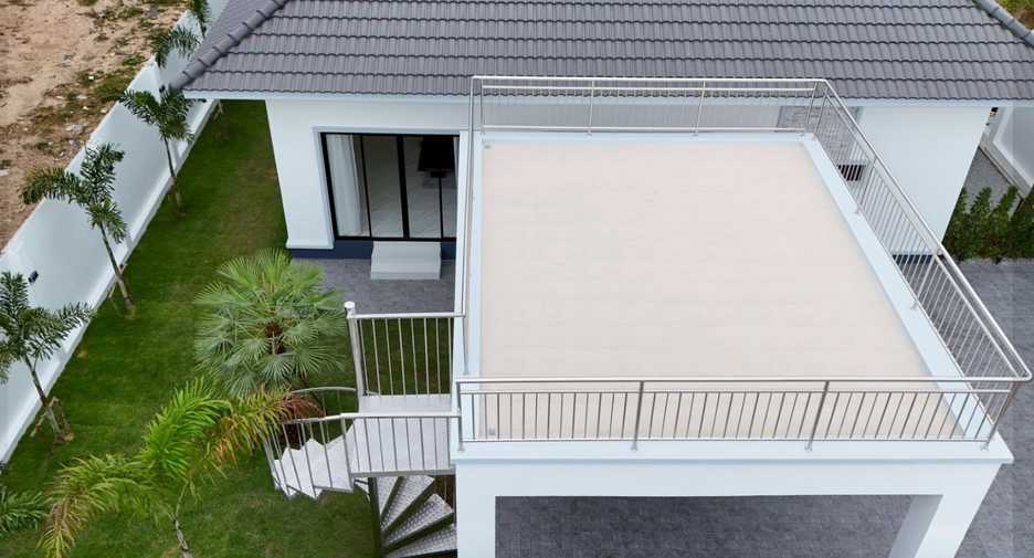 For sale 3 bedrooms villa in Bang Lamung, Chonburi