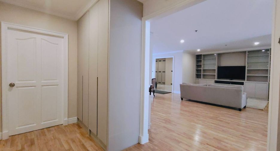 Wohnung zur Miete mit 3 Zimmer in Khlong Toei, Bangkok