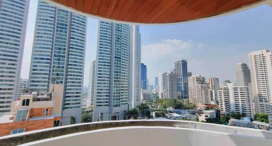 Wohnung zur Miete mit 3 Zimmer in Khlong Toei, Bangkok