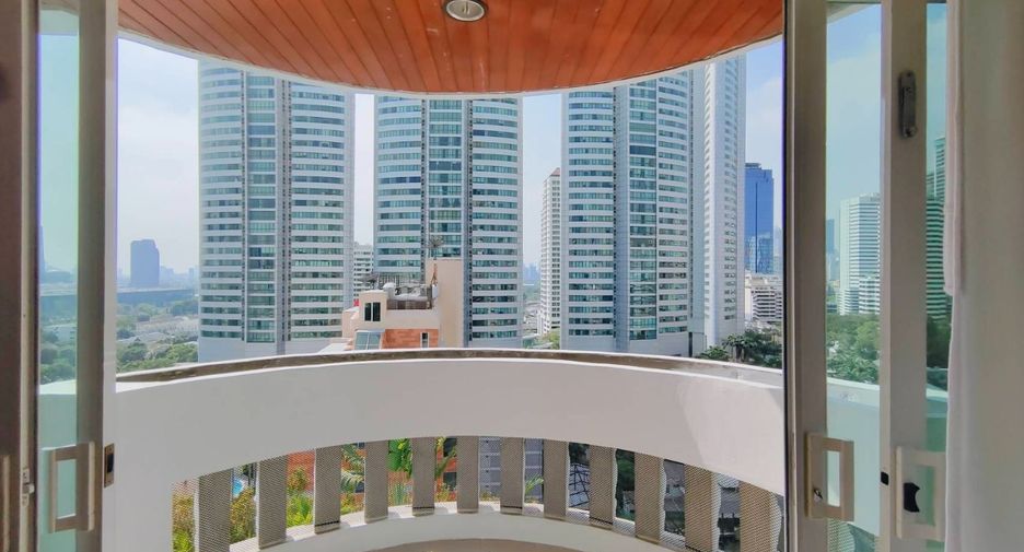 Wohnung zur Miete mit 3 Zimmer in Khlong Toei, Bangkok