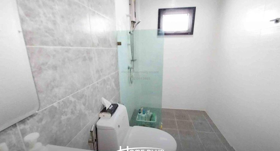 For sale 3 bedrooms house in Pluak Daeng, Rayong