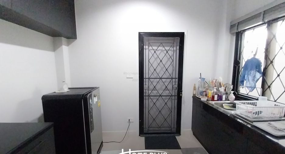 For sale 3 bedrooms house in Pluak Daeng, Rayong