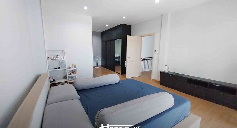 For sale 3 bedrooms house in Pluak Daeng, Rayong