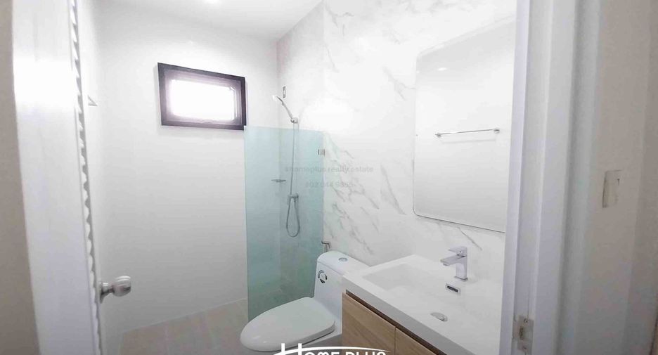 For sale 3 bedrooms house in Pluak Daeng, Rayong