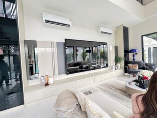 For sale 8 bedrooms villa in Bang Lamung, Chonburi