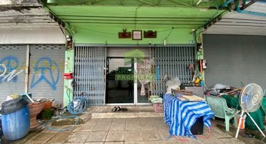 À vendre 3 chambres local commercial à Thanyaburi, Pathum Thani