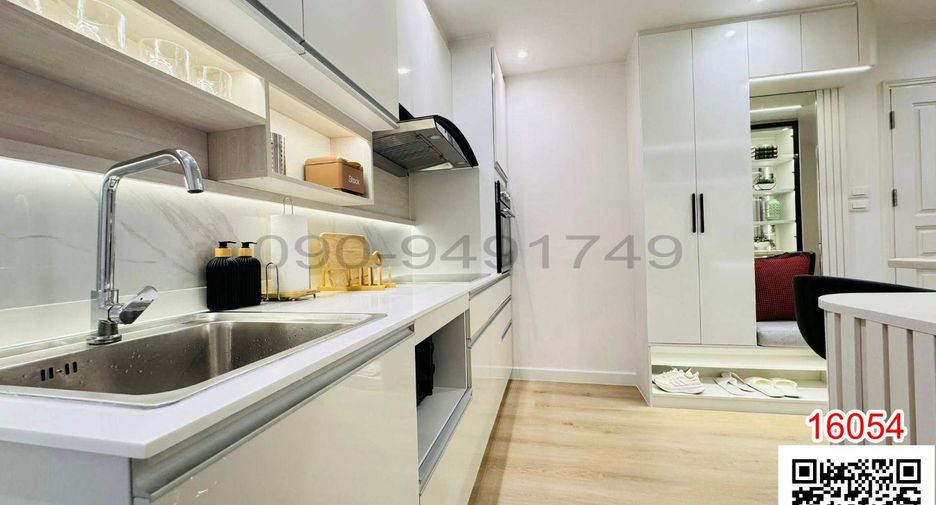 Condo en alquiler de 2 habitaciones en Yan Nawa, Bangkok