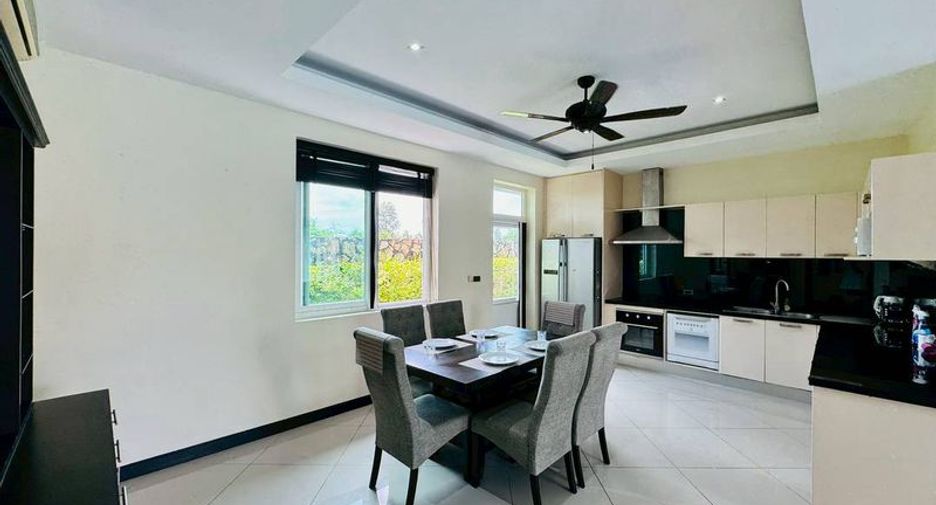 For rent 4 ベッドルーム villa in Bang Lamung, Chonburi