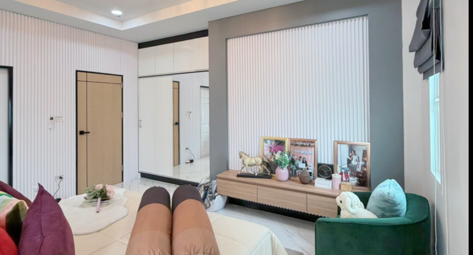 For sale 3 bedrooms villa in Bang Lamung, Chonburi