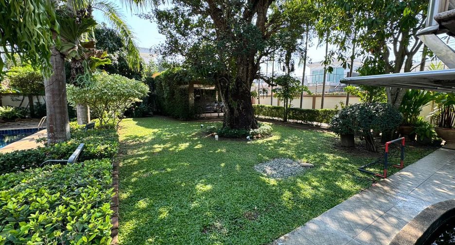 À vendre 4 chambres villa à Sattahip, Chonburi
