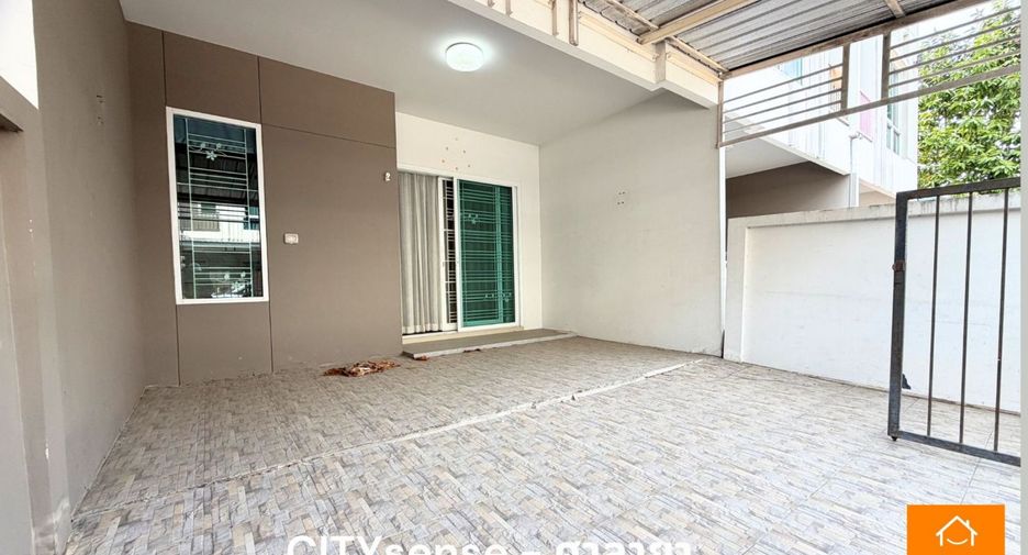 Casa adosada en venta de 2 habitaciones en Phutthamonthon, Nakhon Pathom
