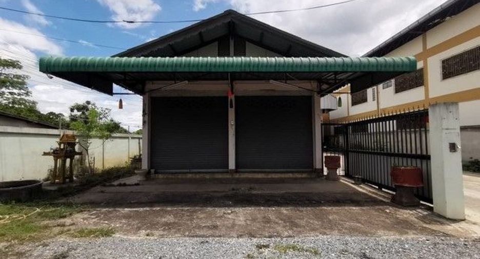For sale 1 bed warehouse in Mueang Lamphun, Lamphun