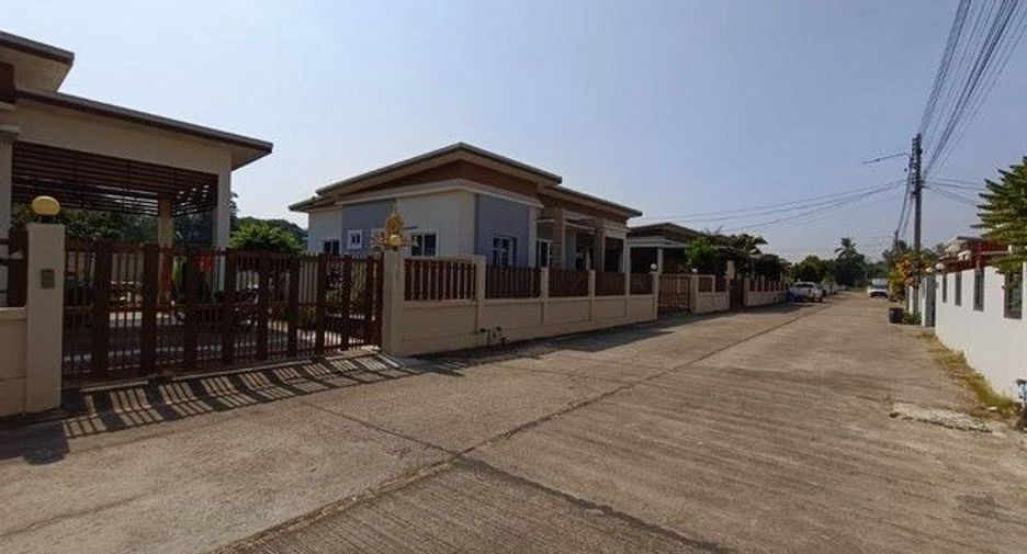 For sale 1 bed house in Mueang Uttaradit, Uttaradit