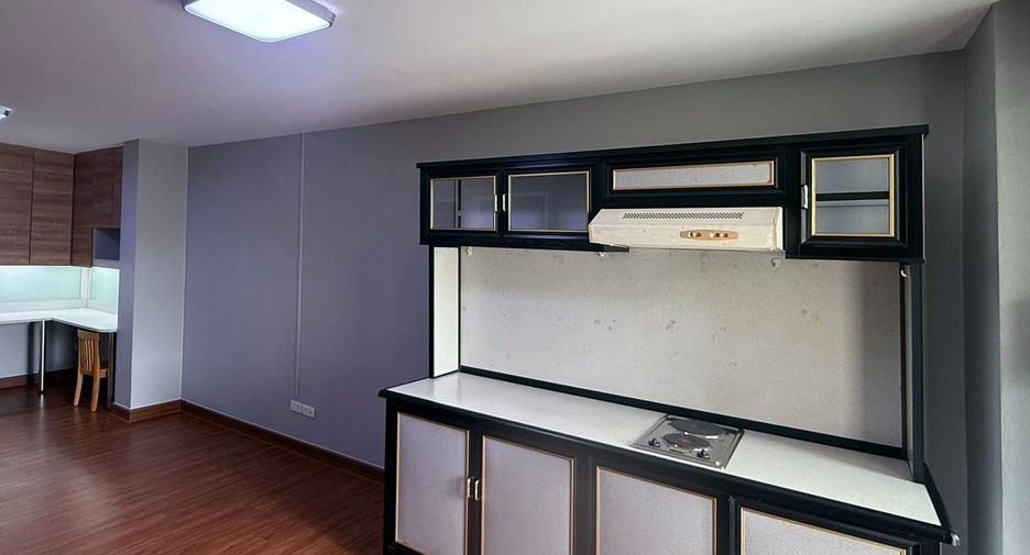 Wohnung zum Kauf mit 1 Zimmer in Bang Khen, Bangkok