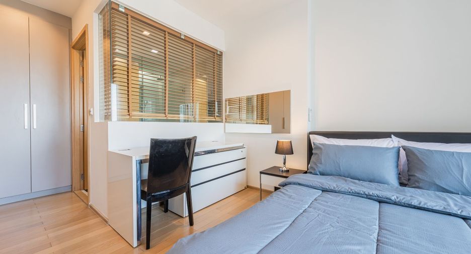 For sale 1 bed condo in Khlong Toei, Bangkok