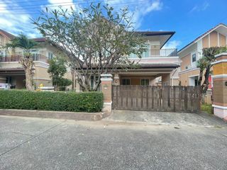 For sale 4 bedrooms house in Mueang Chiang Mai, Chiang Mai