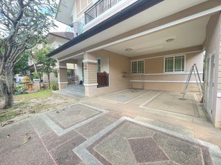 For sale 4 bedrooms house in Mueang Chiang Mai, Chiang Mai