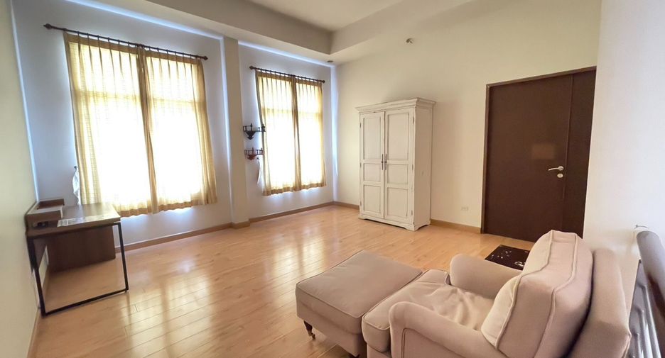 ขาย 4 ห้องนอน บ้านเดี่ยว ใน เมืองเชียงใหม่, เชียงใหม่