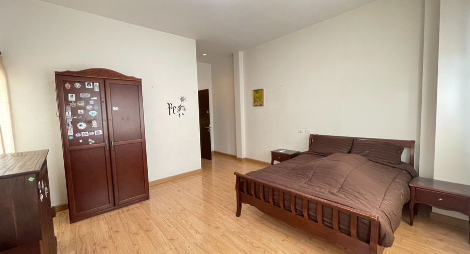ขาย 4 ห้องนอน บ้านเดี่ยว ใน เมืองเชียงใหม่, เชียงใหม่