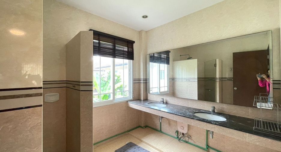 ขาย 4 ห้องนอน บ้านเดี่ยว ใน เมืองเชียงใหม่, เชียงใหม่