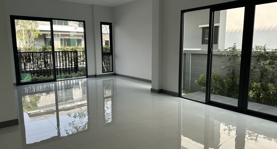 For sale 4 ベッドルーム house in Bang Phli, Samut Prakan