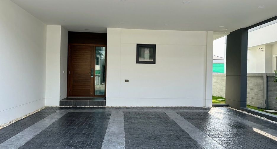 For sale 4 ベッドルーム house in Bang Phli, Samut Prakan