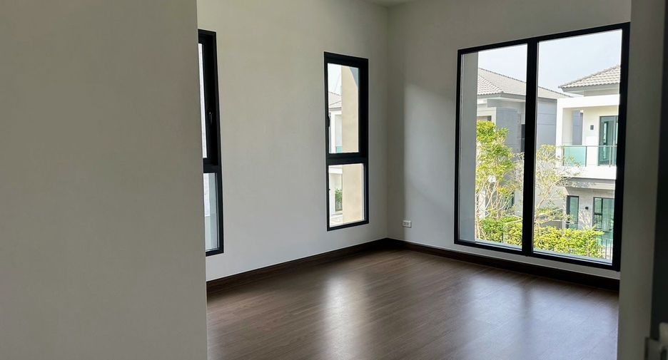For sale 4 ベッドルーム house in Bang Phli, Samut Prakan