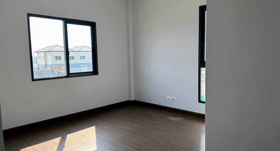 For sale 4 ベッドルーム house in Bang Phli, Samut Prakan