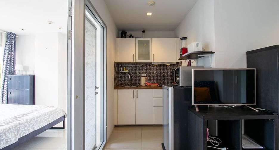 For sale 1 bed condo in Klaeng, Rayong