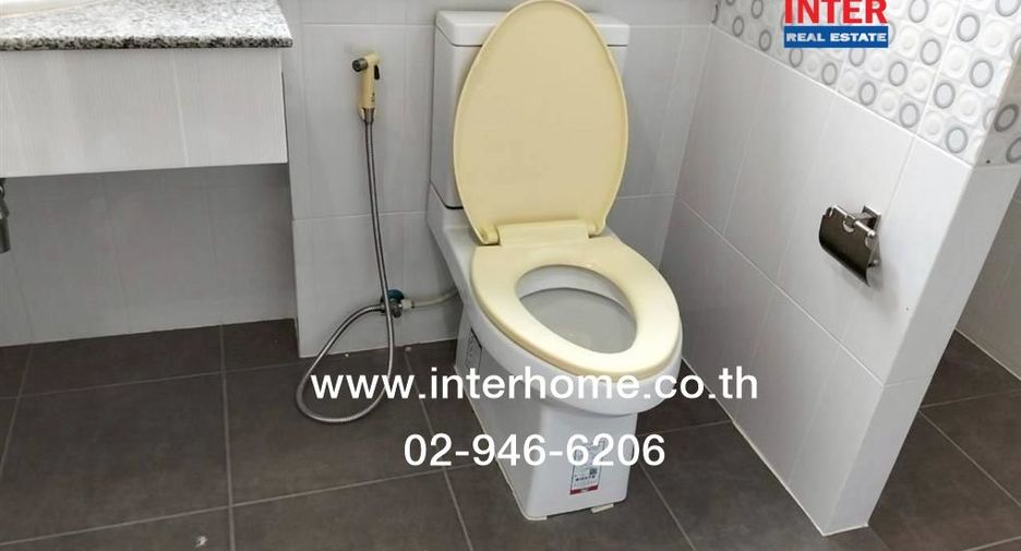 For sale 3 bedrooms house in Khlong Luang, Pathum Thani