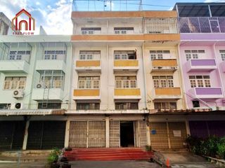 For rent 6 bedrooms retail Space in Chom Thong, Bangkok