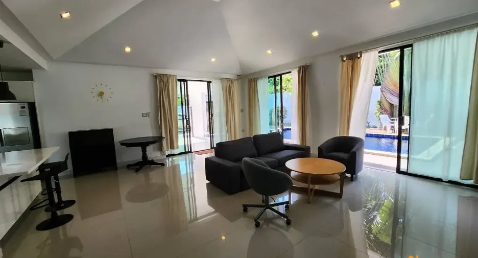 For rent 3 bedrooms villa in Bang Lamung, Chonburi