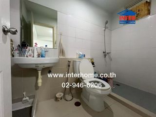 For sale 3 ベッドルーム townhouse in Sai Noi, Nonthaburi