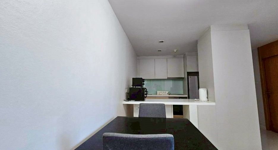 For rent 1 bed apartment in Khlong Toei, Bangkok