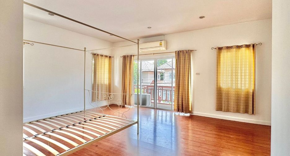 À vendre 4 chambres maison à Mueang Chiang Mai, Chiang Mai