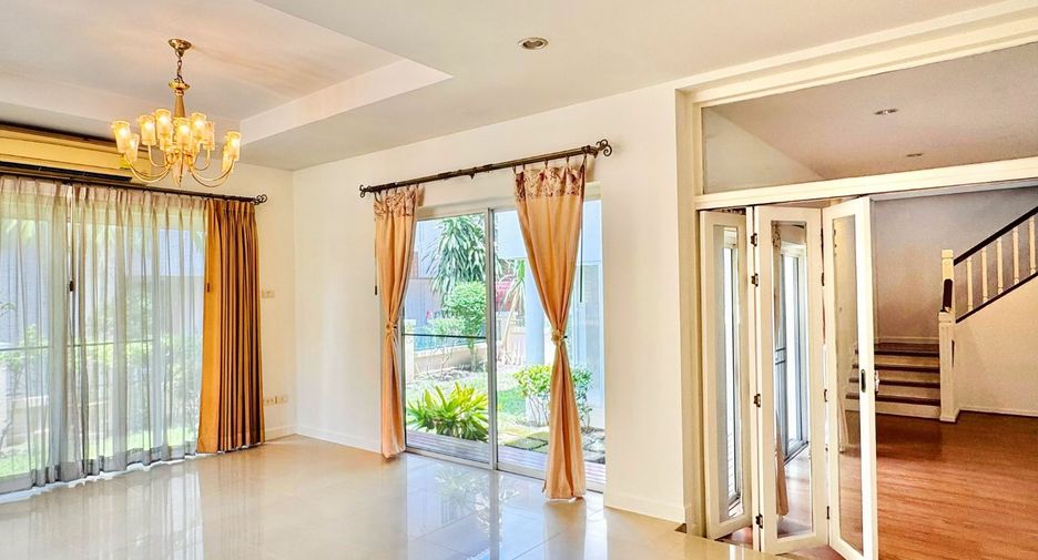 À vendre 4 chambres maison à Mueang Chiang Mai, Chiang Mai