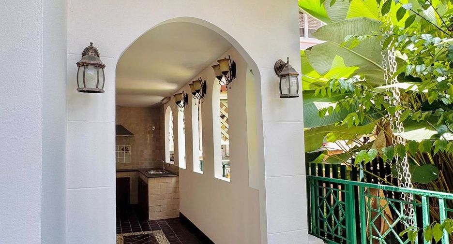 À vendre 4 chambres maison à Mueang Chiang Mai, Chiang Mai