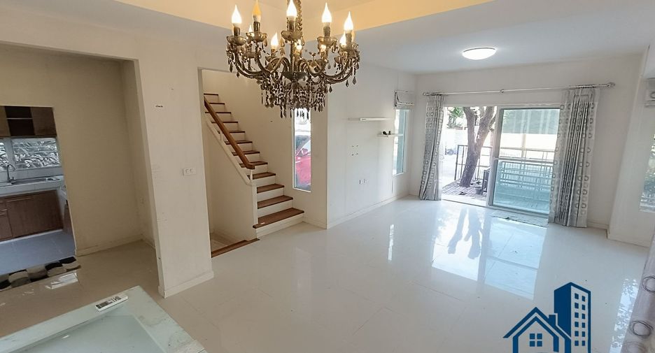 For sale 3 bedrooms house in Sai Mai, Bangkok
