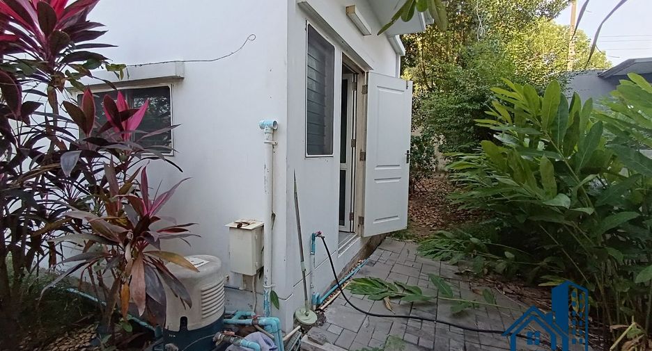 For sale 3 bedrooms house in Sai Mai, Bangkok