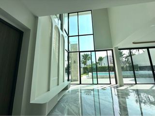 For sale 5 bedrooms house in Bang Khen, Bangkok
