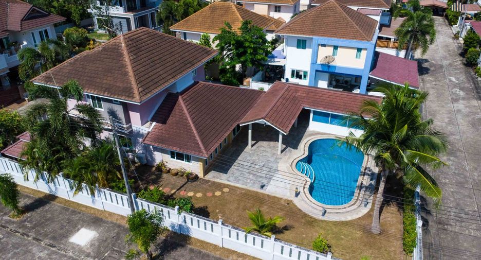 Casa en venta de 3 habitaciones en Sattahip, Chonburi