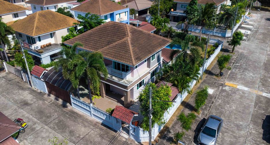 Casa en venta de 3 habitaciones en Sattahip, Chonburi